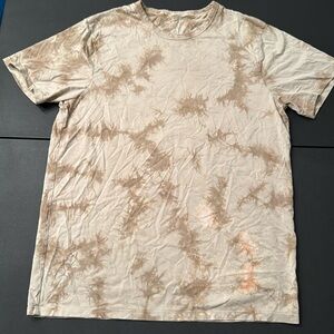 Lululemon men's medium workout shirt
